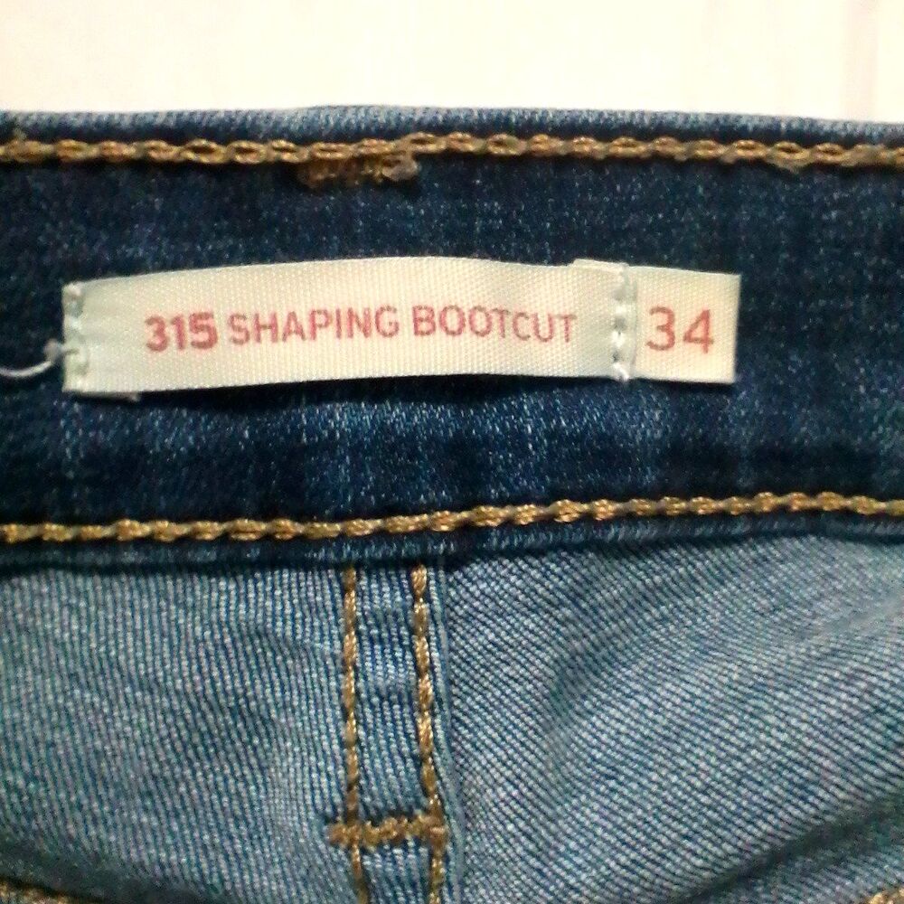 LEVIS 315 SHAPING BOOTCUT JEANS WOMENS SZ 34/32 BLUE DENIM STRETCH CASUAL PANTs - Picture 9 of 16